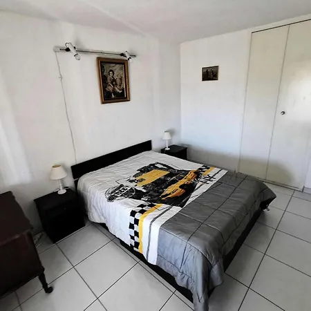 Apartment Les Aigues Marines - 3 Pieces Pour 7 Personnes Avec Wifi Face A La A Port En Rez De Chaussee. Ref: 1am_102 Mae-5854