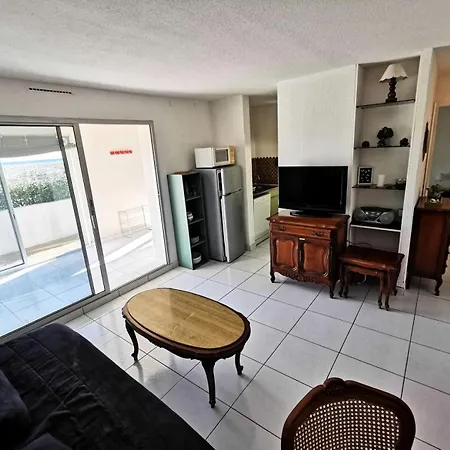 Apartment Les Aigues Marines - 3 Pieces Pour 7 Personnes Avec Wifi Face A La A Port En Rez De Chaussee. Ref: 1am_102 Mae-5854 *