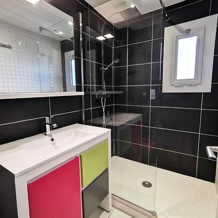 Apartmán Les Aigues Marines - 3 Pieces Pour 7 Personnes Avec Wifi Face A La A Port En Rez De Chaussee. Ref: 1am_102 Mae-5854 Leucate